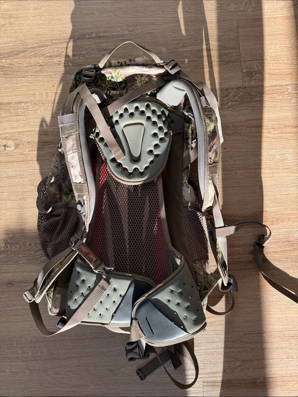 Badlands Diablo Daypack (Realtree Xtra) - Lifetime Warranty- Green/Brown
